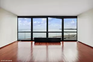 900 N Lake Shore Dr, Chicago, IL 60611 - Photo 2