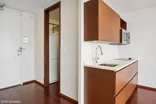 900 N Lake Shore Dr, Chicago, IL 60611 - Photo 8