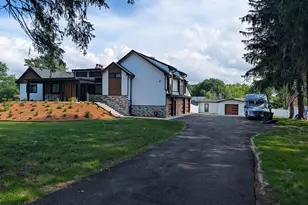 675 W Gilbert Rd, Palatine, IL 60067 - Photo 2