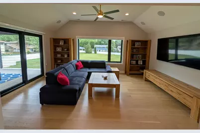 675 W Gilbert Road, Palatine, IL 60067 - Photo 14