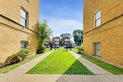 7042 S Michigan Avenue, Chicago, IL 60637 - Photo 6