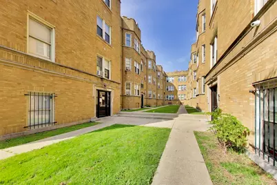 7042 S Michigan Avenue, Chicago, IL 60637 - Photo 2