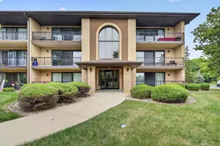 15110 Evergreen Dr, Orland Park, IL 60462 - Photo 1