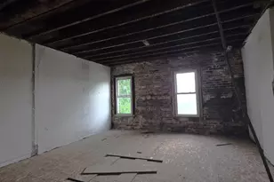 10756 S Langley Ave, Chicago, IL 60628 - Photo 4