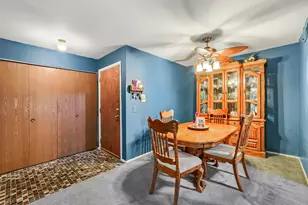 1059 Southbury Ln, Wheeling, IL 60090 - Photo 4