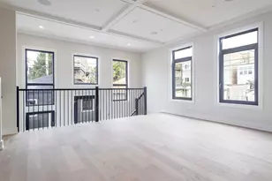 1716 W Berwyn Ave, Chicago, IL 60640 - Photo 10