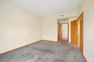 3125 Town Square Dr, Rolling Meadows, IL 60008 - Photo 10