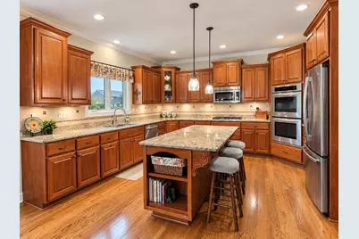 2016 Edgeview Drive, New Lenox, IL 60451 - Photo 2