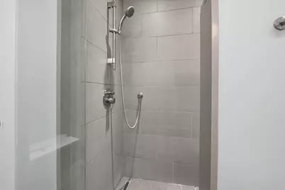 2116 W Cullom Avenue #201, Chicago, IL 60618 - Photo 16