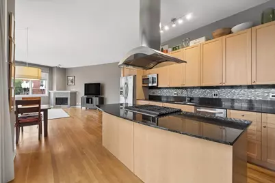 2116 W Cullom Avenue #201, Chicago, IL 60618 - Photo 12