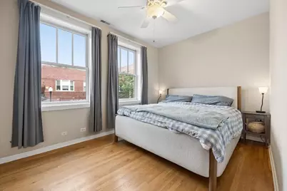 2116 W Cullom Avenue #201, Chicago, IL 60618 - Photo 14