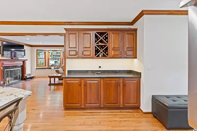 390 Grandview Avenue, Glen Ellyn, IL 60137 - Photo 20