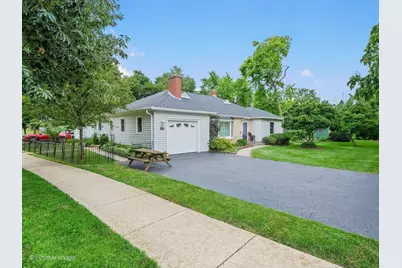 449 Arbor Avenue, West Chicago, IL 60185 - Photo 2