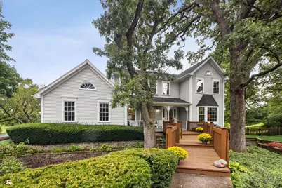 2146 Oak Court, Naperville, IL 60565 - Photo 2