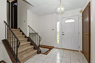 20823 S Acorn Ridge Dr, Frankfort, IL 60423 - Photo 2