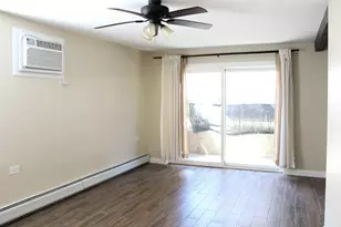 6111 W 64th Pl, Chicago, IL 60638 - Photo 10