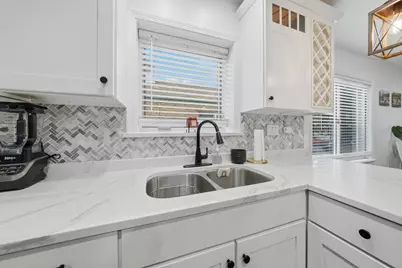 3432 Highland Avenue, Berwyn, IL 60402 - Photo 14