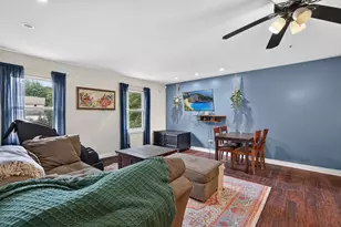 919 W Dale Ave, Lakemoor, IL 60051 - Photo 6