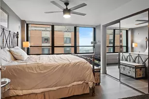 222 E Pearson St, Chicago, IL 60611 - Photo 14