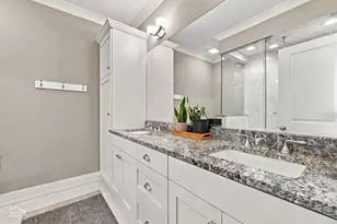 4007 N Paulina St, Chicago, IL 60613 - Photo 14