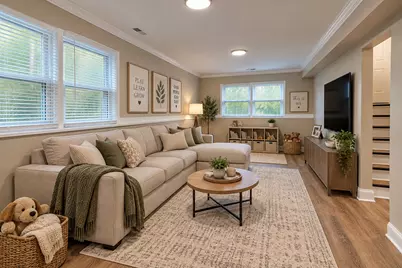 711 Southwind Drive, Carpentersville, IL 60110 - Photo 16