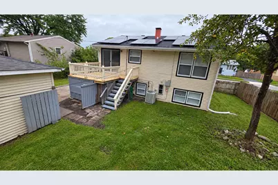 711 Southwind Drive, Carpentersville, IL 60110 - Photo 26