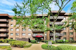 2020 Chestnut Ave, Glenview, IL 60025 - Photo 1