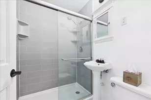 67 Grove Ave, Glen Ellyn, IL 60137 - Photo 14