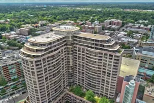 807 Davis St, Evanston, IL 60201 - Photo 18