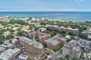 807 Davis St, Evanston, IL 60201 - Photo 20