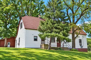 614 Maple Ave, Willow Springs, IL 60480 - Photo 1