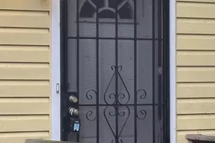 27W029 Oak St, Hanover Park, IL 60133 - Photo 2
