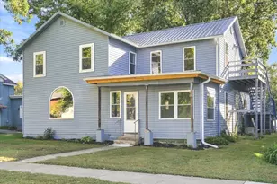19 N Jones St, Amboy, IL 61310 - Photo 2