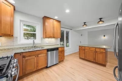 630 S Dryden Place, Arlington Heights, IL 60005 - Photo 4