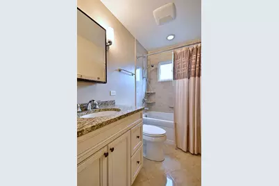 482 E Park Avenue, Elmhurst, IL 60126 - Photo 18