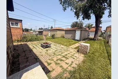 9415 S Peoria Street, Chicago, IL 60620 - Photo 24