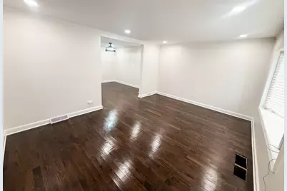 9415 S Peoria Street, Chicago, IL 60620 - Photo 4