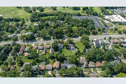 4608 Pershing Avenue, Downers Grove, IL 60515 - Photo 26