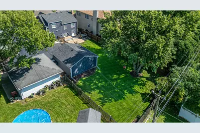 4608 Pershing Avenue, Downers Grove, IL 60515 - Photo 2