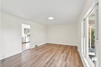 9412 Noel Avenue, Des Plaines, IL 60016 - Photo 10