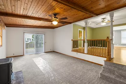11 North Street, East Dundee, IL 60118 - Photo 10