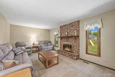 1280 Pembrook Circle, Roselle, IL 60172 - Photo 14