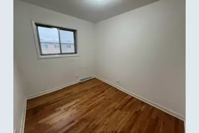 7229 N Campbell Avenue, Chicago, IL 60645 - Photo 14