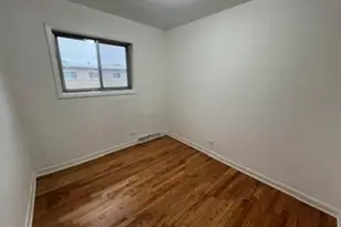 7229 N Campbell Ave, Chicago, IL 60645 - Photo 14