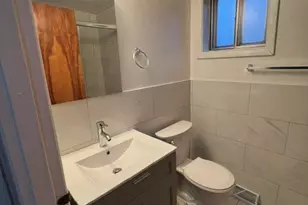 7229 N Campbell Ave, Chicago, IL 60645 - Photo 10