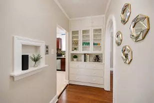 8215 S Evans Ave, Chicago, IL 60619 - Photo 24