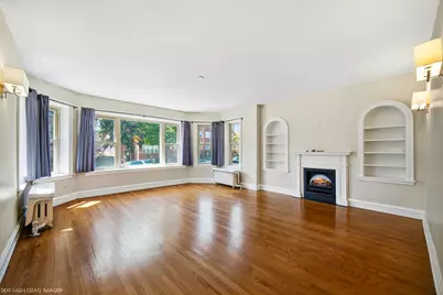 8215 S Evans Avenue, Chicago, IL 60619 - Photo 2