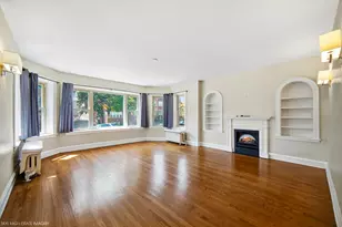 8215 S Evans Ave, Chicago, IL 60619 - Photo 2
