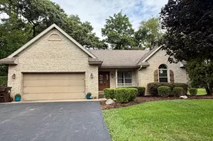 5024 Spring Rd, McHenry, IL 60050 - Photo 1