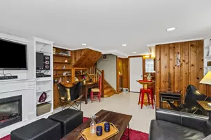 2761 Lincolnwood Dr, Evanston, IL 60201 - Photo 26